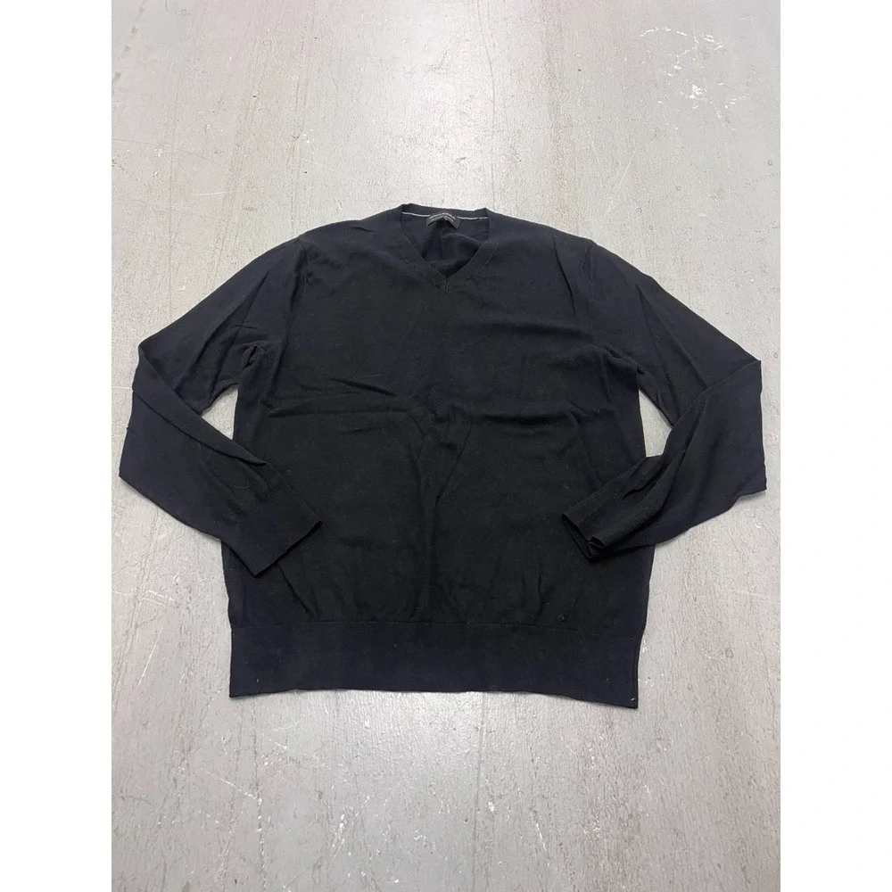 Banana Republic Luxe Sweater Mens Large Black V-Neck Long Sleeve Cozy Minimalist